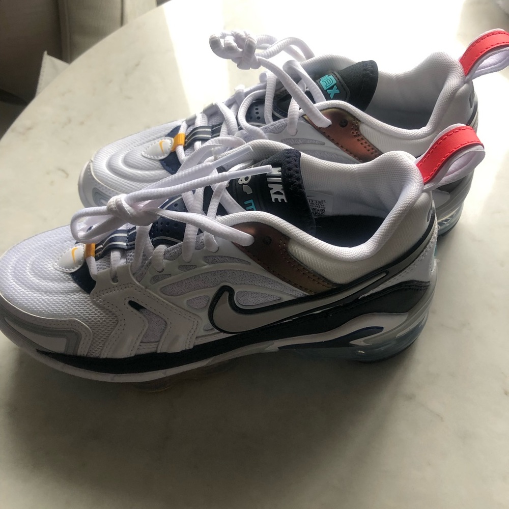 Brand New! Women’s Nike Vapormax EVO’s!!